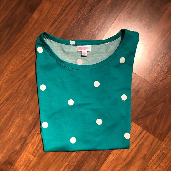 Teal polka dot top - Picture 2 of 5